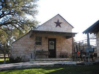 Country Inn Motel Fredericksburg Bagian luar foto